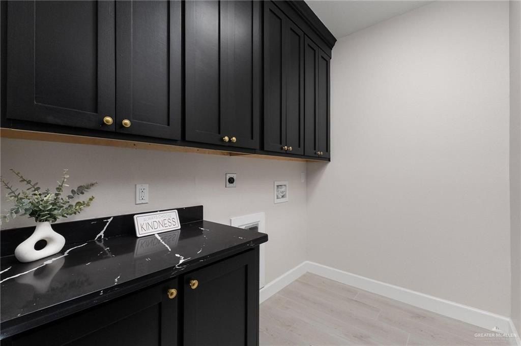 3712 Canan Drive. Weslaco, TX 78596