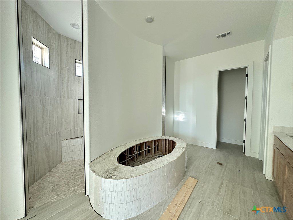 430 Dos Rios. Morgans Point Resort, TX 76513