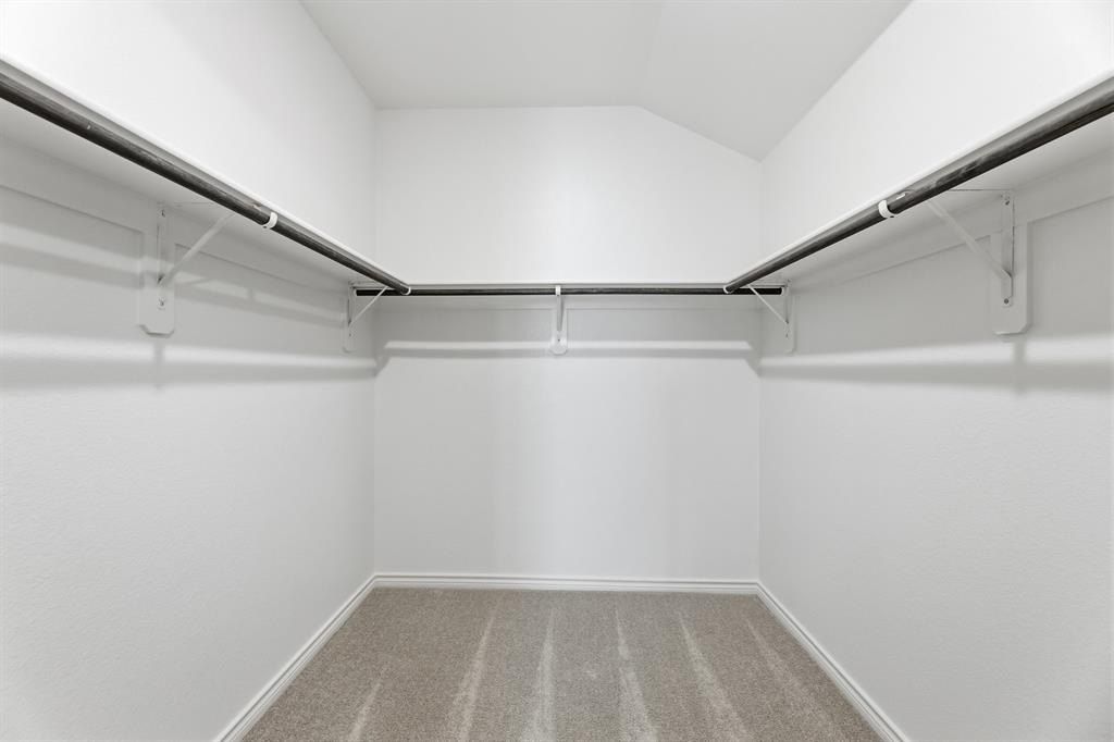 3887 Rose Hill Court. Denison, TX 75020