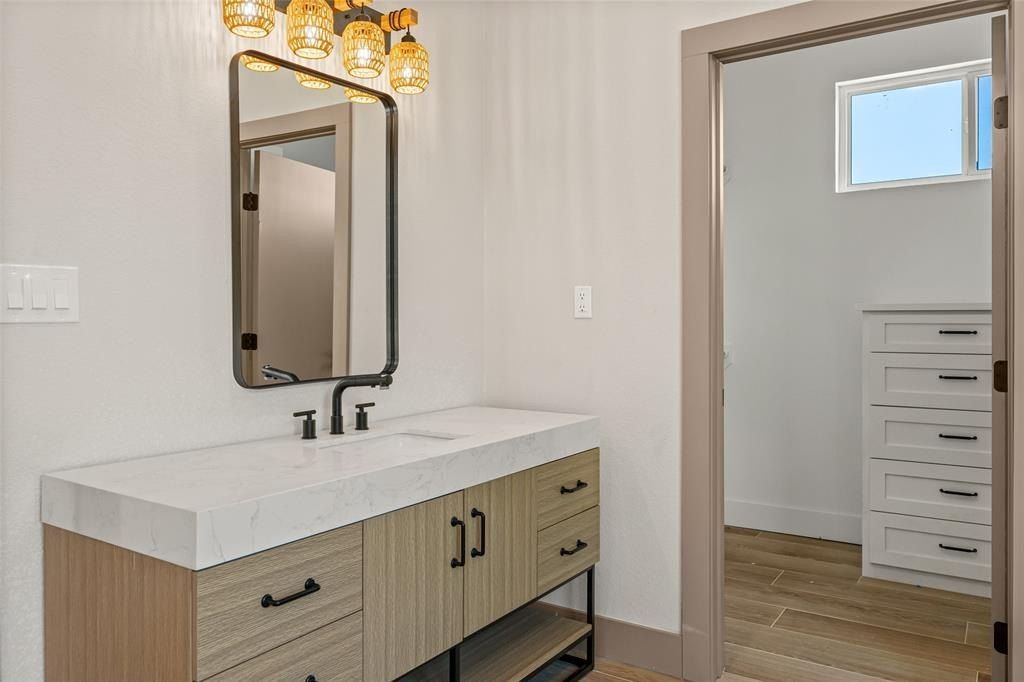 7404 N Sundance Drive. Joshua, TX 76058