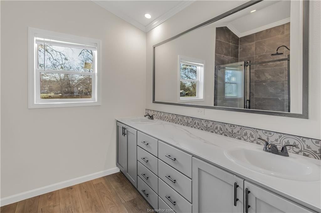 495 Avenue C. Somerville, TX 77879