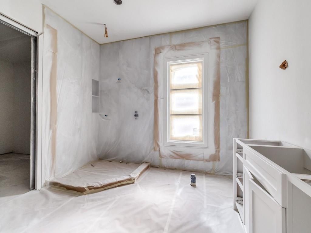 9539 Boedeker Drive. Dallas, TX 75225