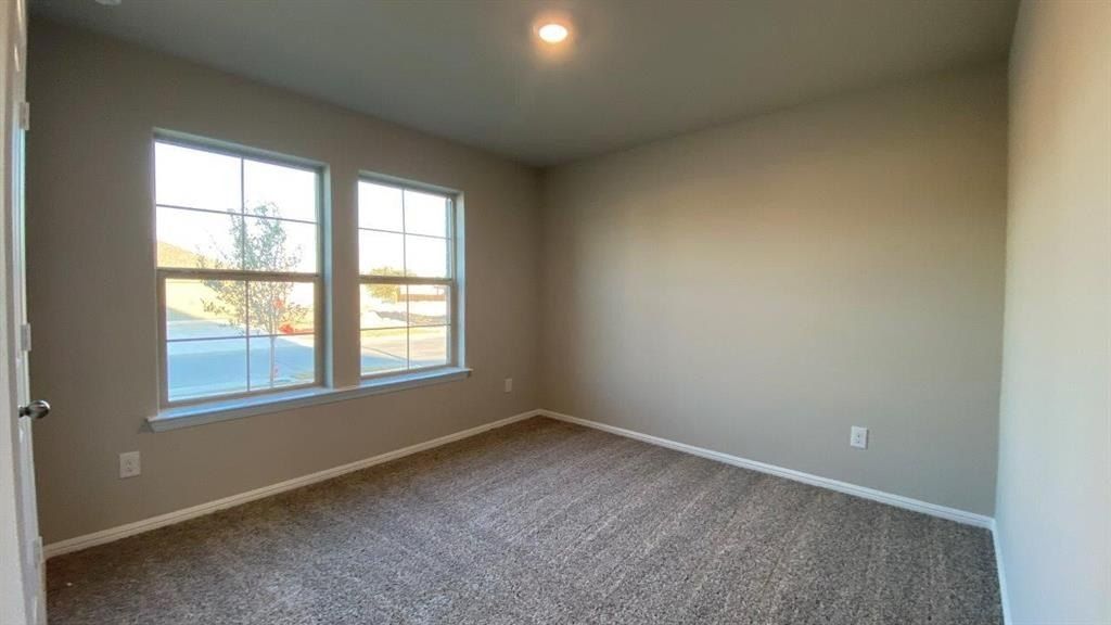 521 Marsh Street. Cleburne, TX 76033