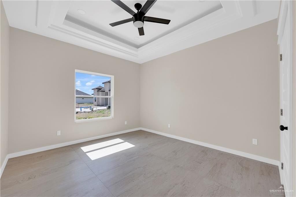 2209 N Gaytan Avenue. Edinburg, TX 78542