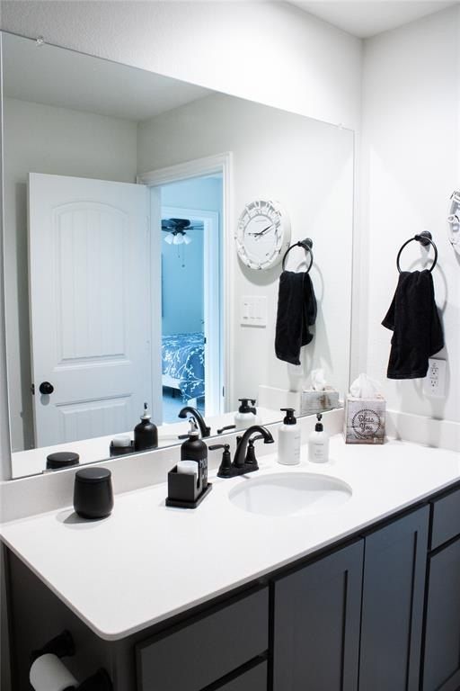 642 Sandiford Court. Mansfield, TX 76063