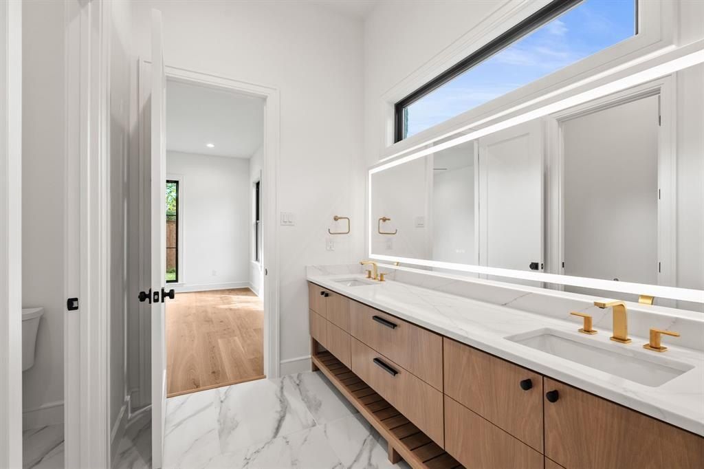 1211 Seminole Drive. Richardson, TX 75080