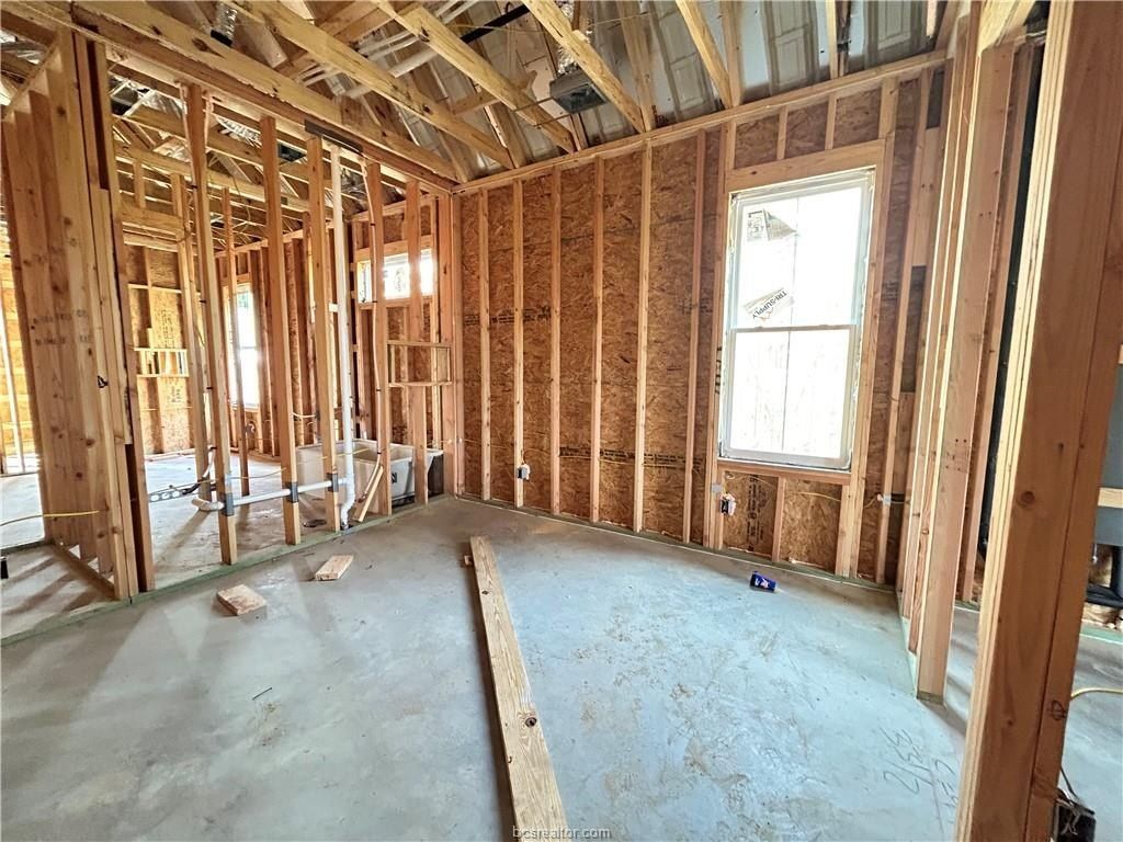 7028 Skipping Rock Path. Bryan, TX 77808