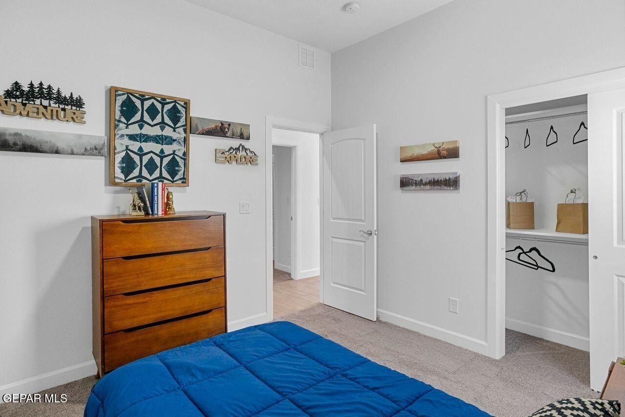 7424 Norte Valley Lane. El Paso, TX 79934