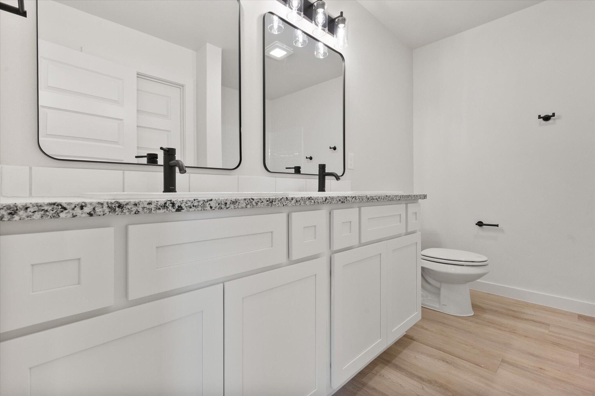 2413 Aberdeen Avenue. Wolfforth, TX 79382