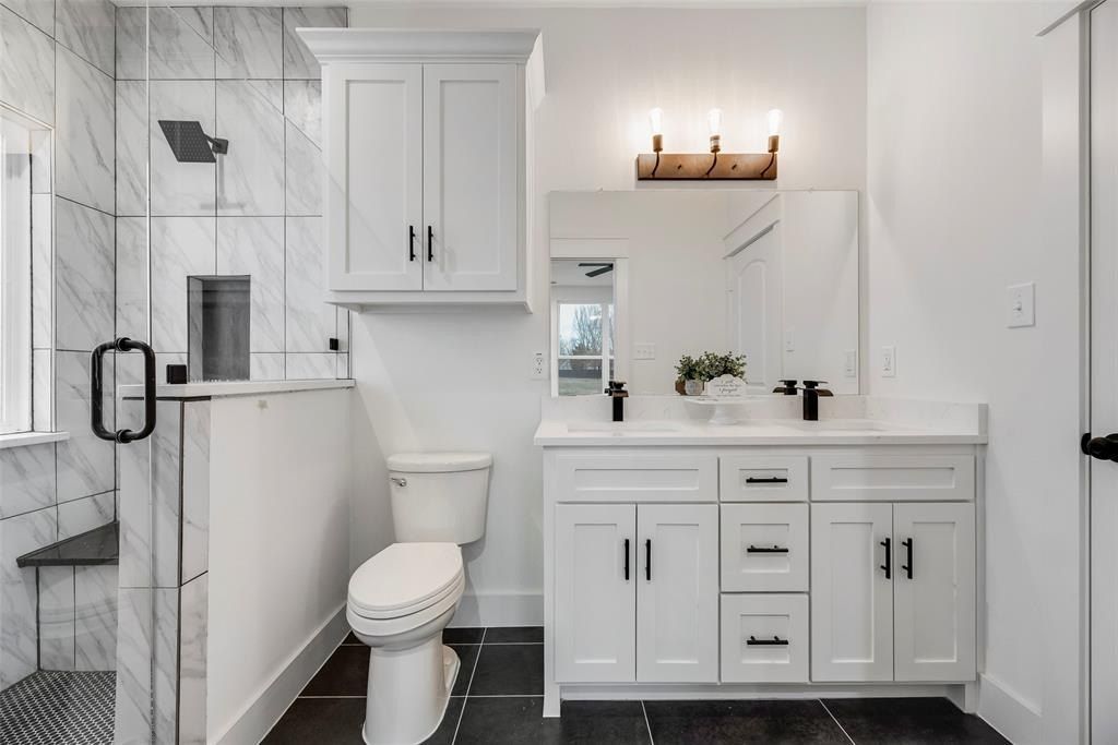 130 Pierson Crossing. East Tawakoni, TX 75472