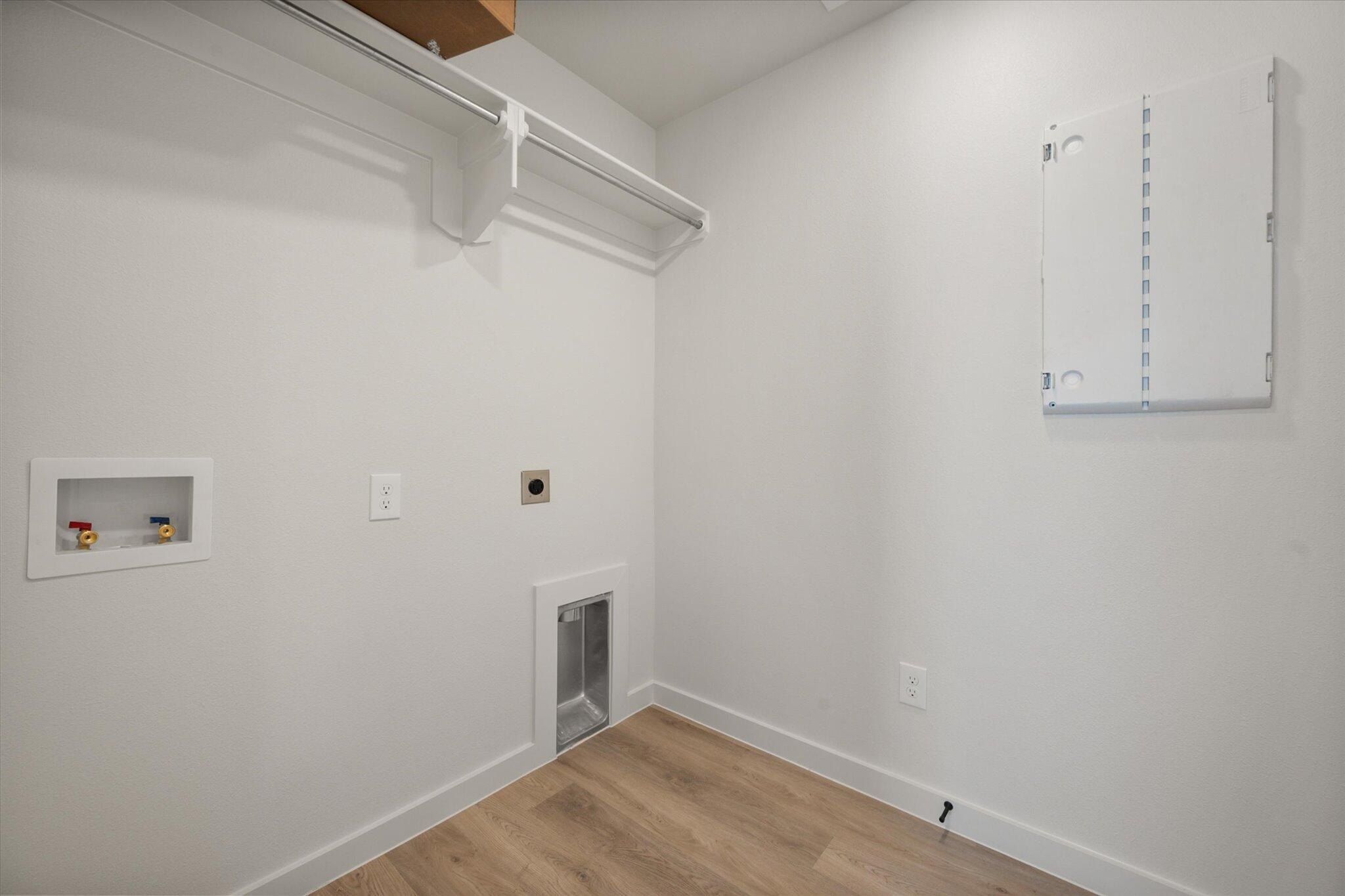 1603 N Clinton Avenue. Lubbock, TX 79416