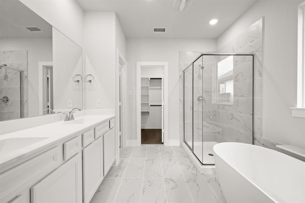 7325 Autumn Hill Drive. Krum, TX 76249