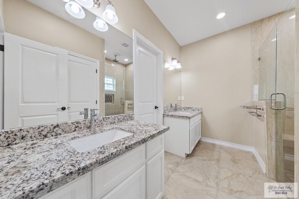 2402 S Christian Cir. Harlingen, TX 78550