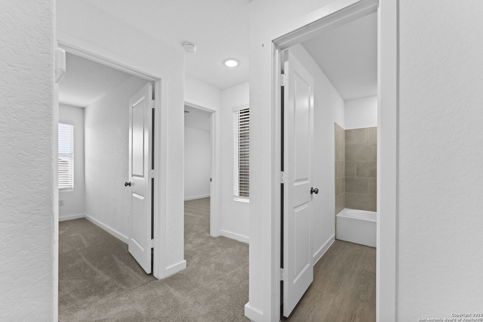 1875 Nuthatch Ridge. New Braunfels, TX 78130