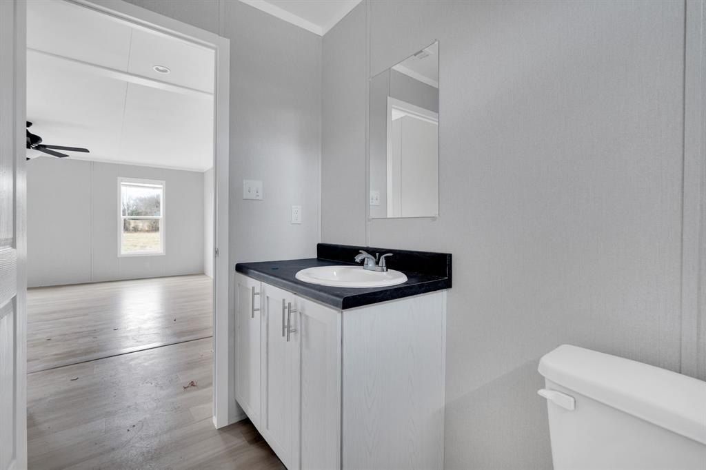 14982 Hyde A Way Lane. Mabank, TX 75147