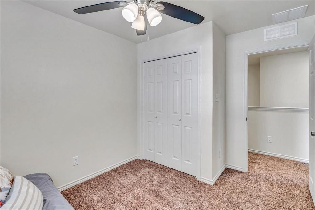 1719 St Louis Avenue. Fort Worth, TX 76110