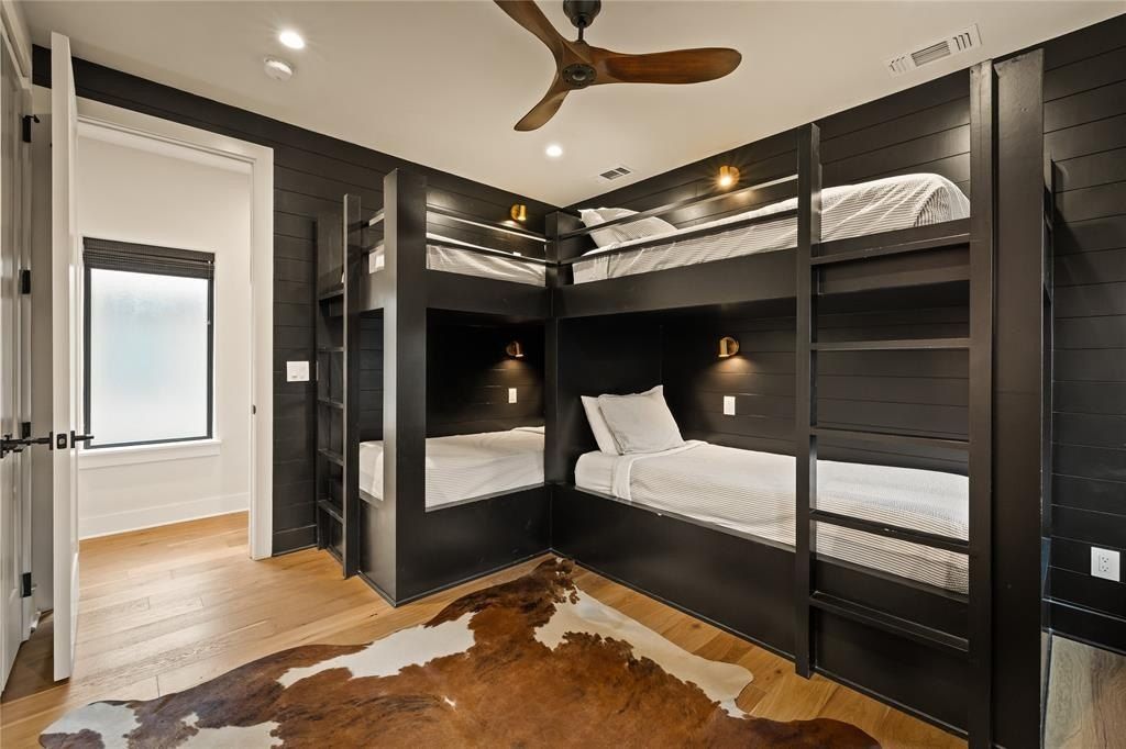 520 Ryan Joe Circle. Iredell, TX 76649