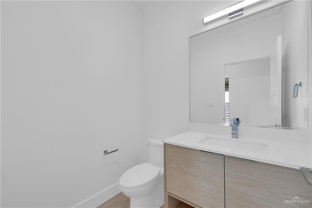 4817 Sweetwater Avenue. McAllen, TX 78503