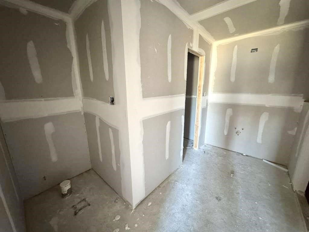 109 Faith Dr. Laredo, TX 78043