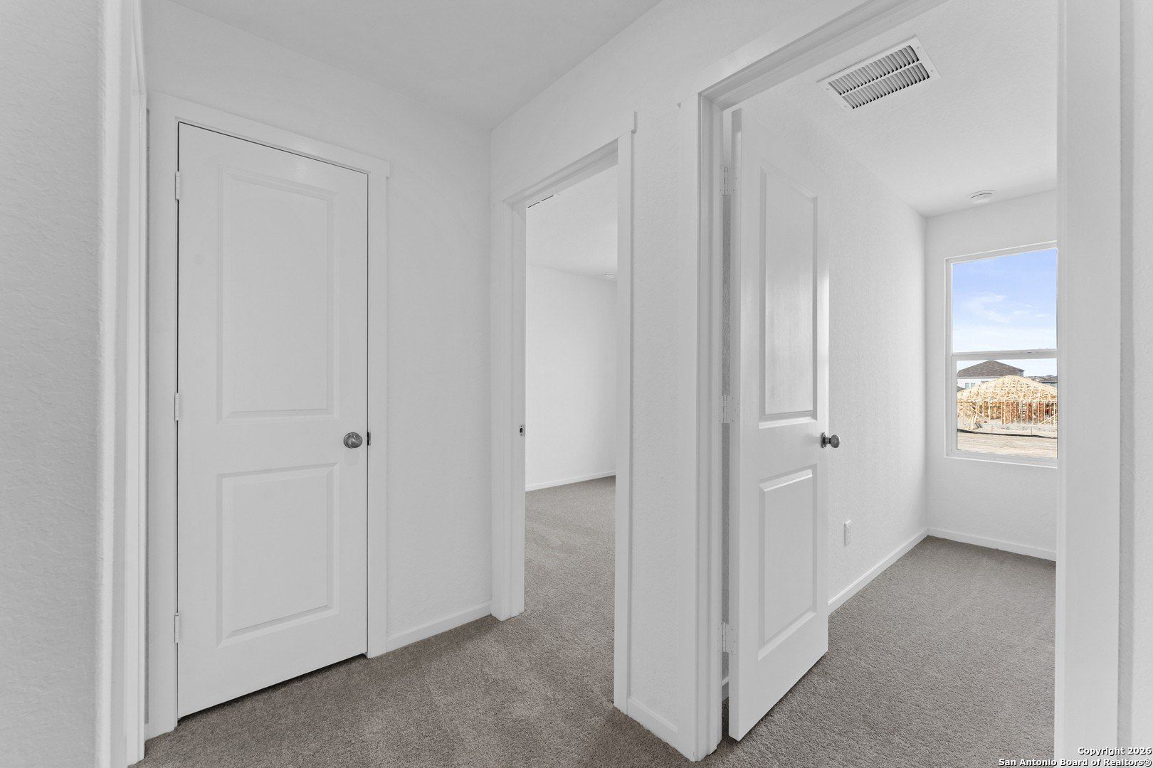 1847 Nuthatch Ridge. New Braunfels, TX 78130