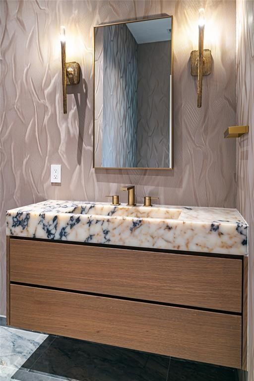 6411 Chevy Chase Avenue. Dallas, TX 75225