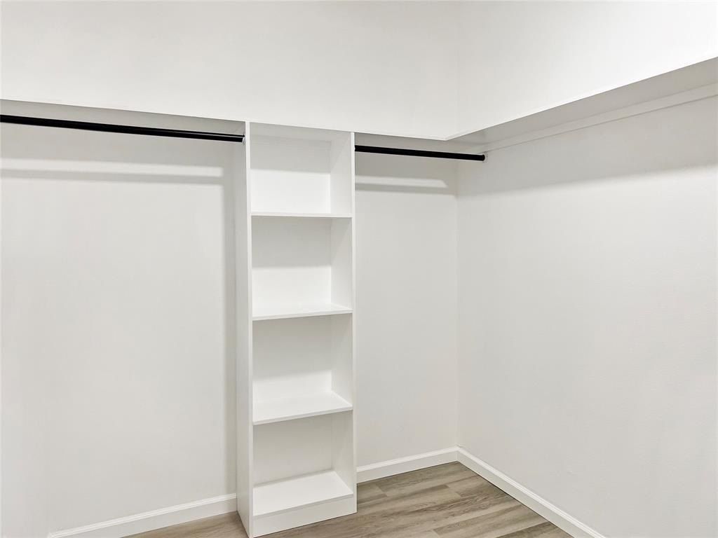 404 S San Marcos Street. Whitney, TX 76692