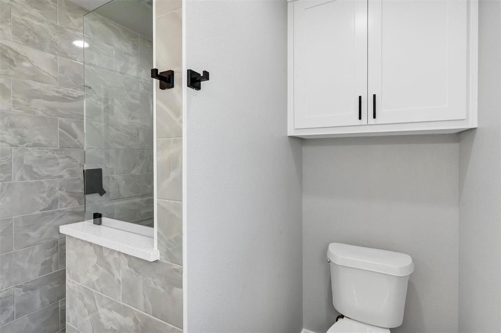 576 Highview Court. Godley, TX 76044