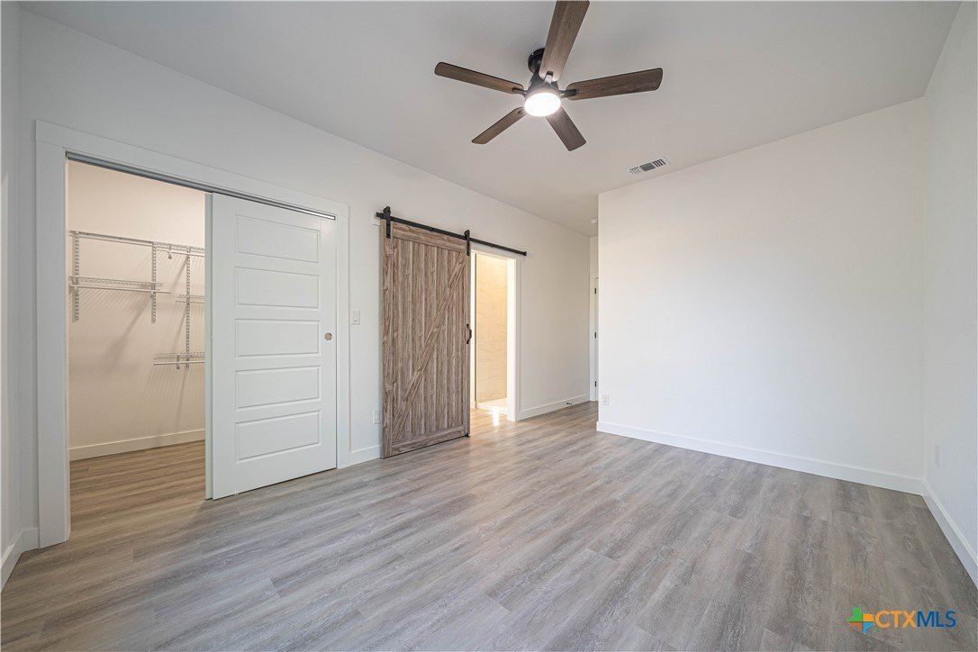 4 Huisache Lane. Wimberley, TX 78676