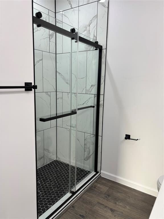 125 Hill Shadow Lane. Whitney, TX 76692