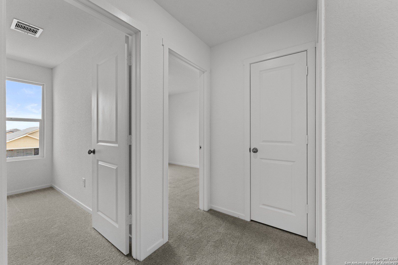 1834 Stonechat. New Braunfels, TX 78130