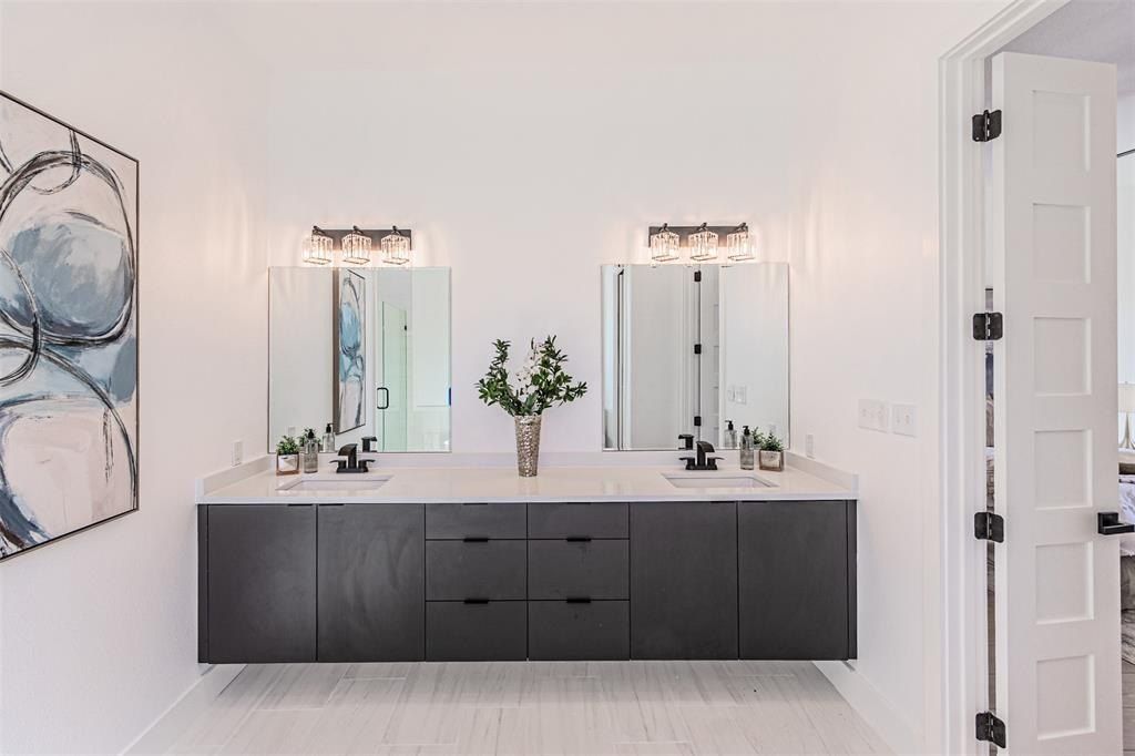 4319 Sylvester Street. Dallas, TX 75219