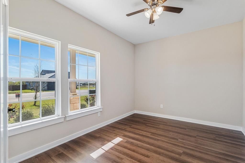 430 Cirrus Circle. Muenster, TX 76252