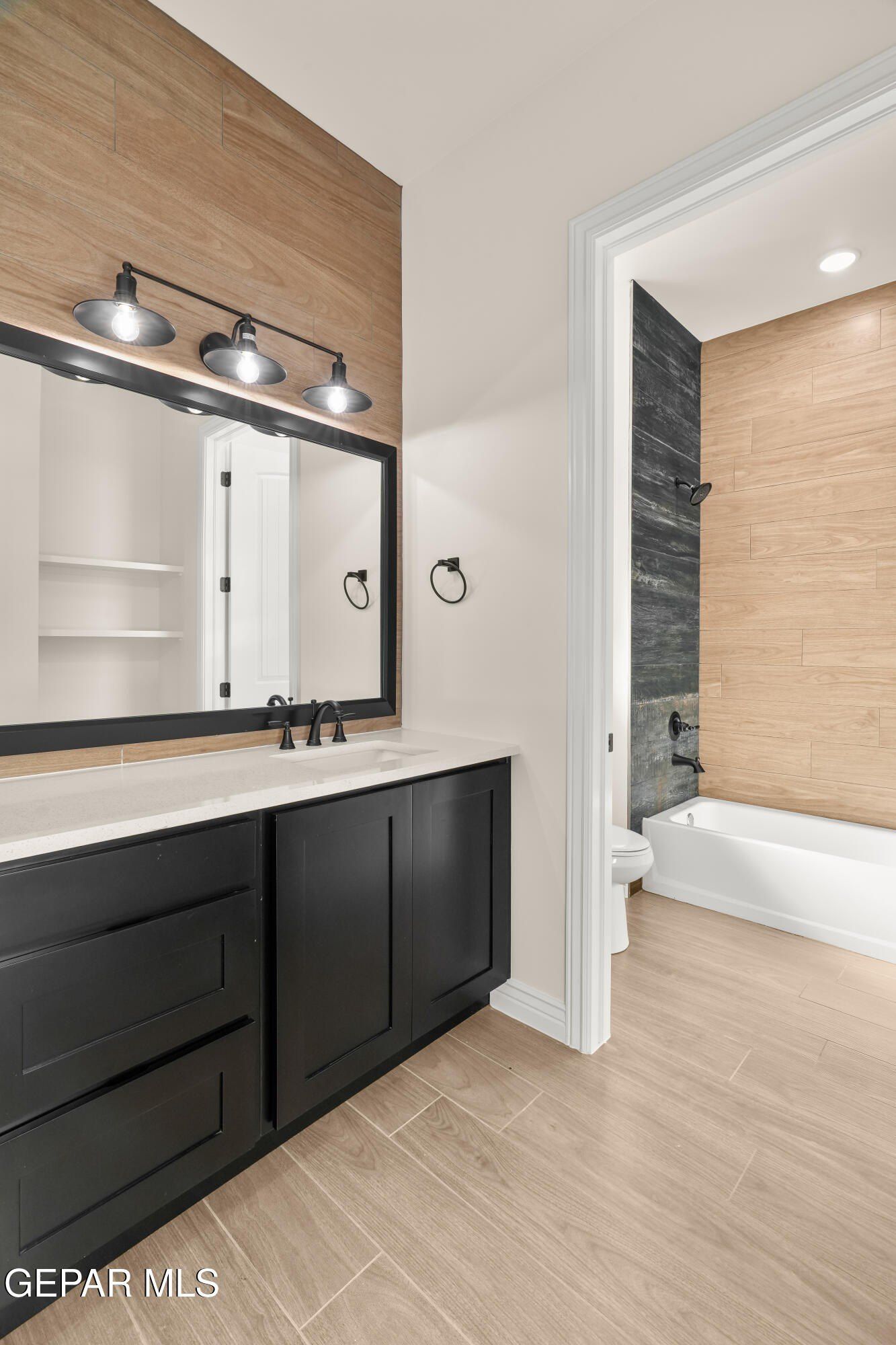 5646 River Run Street. El Paso, TX 79932