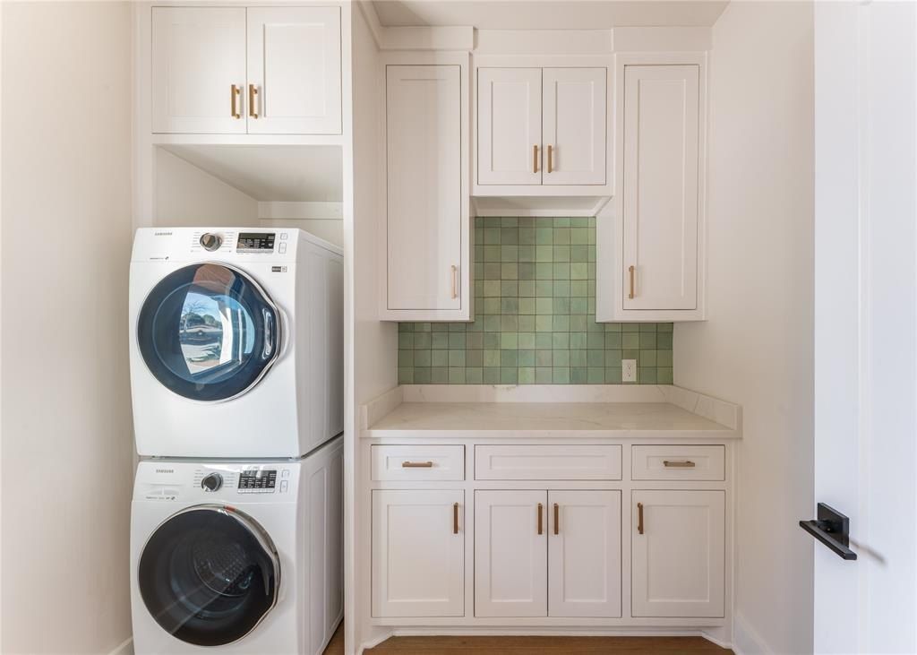 1402 Pr 21. Walnut Springs, TX 76690