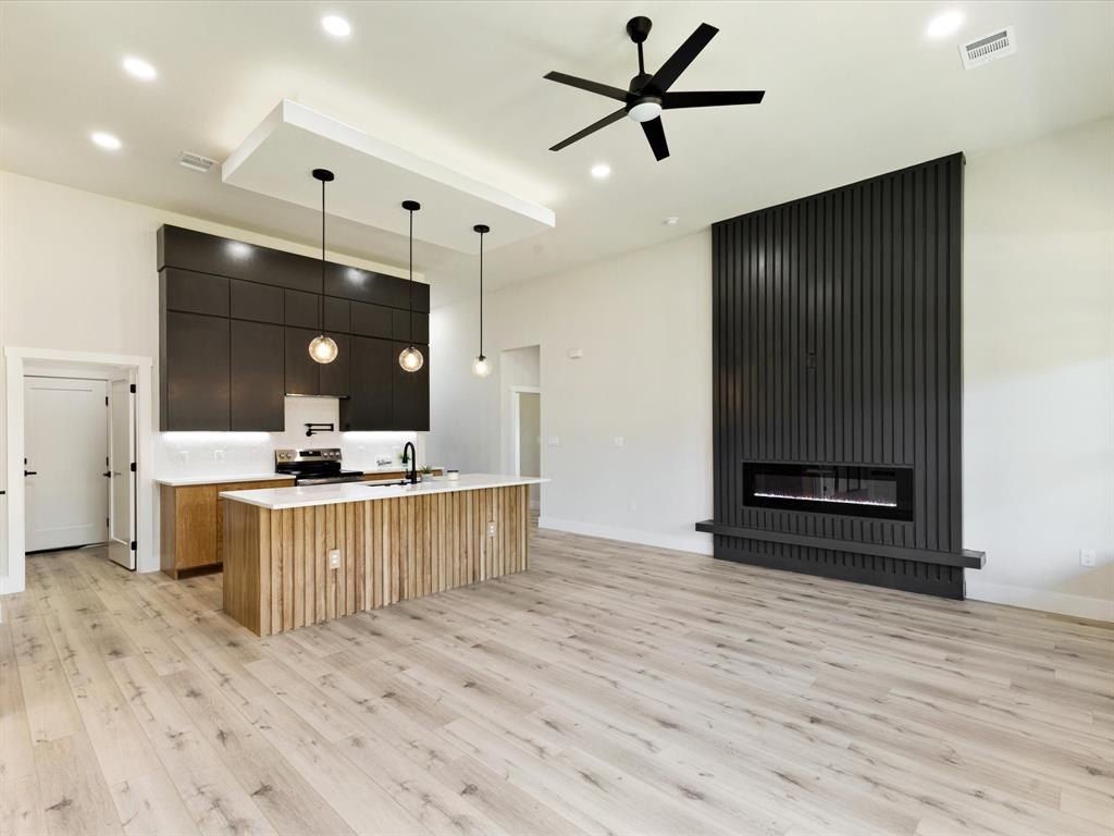 6147 Inca Drive. Enchanted Oaks, TX 75156