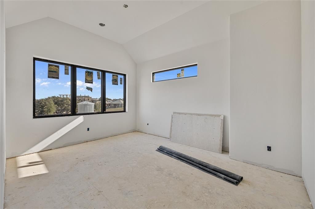 355 Emma Jean Trail. Iredell, TX 76649