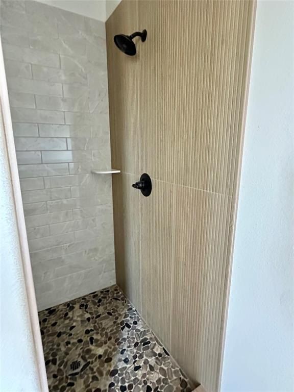 1009 Sabrina Court. Weatherford, TX 76085