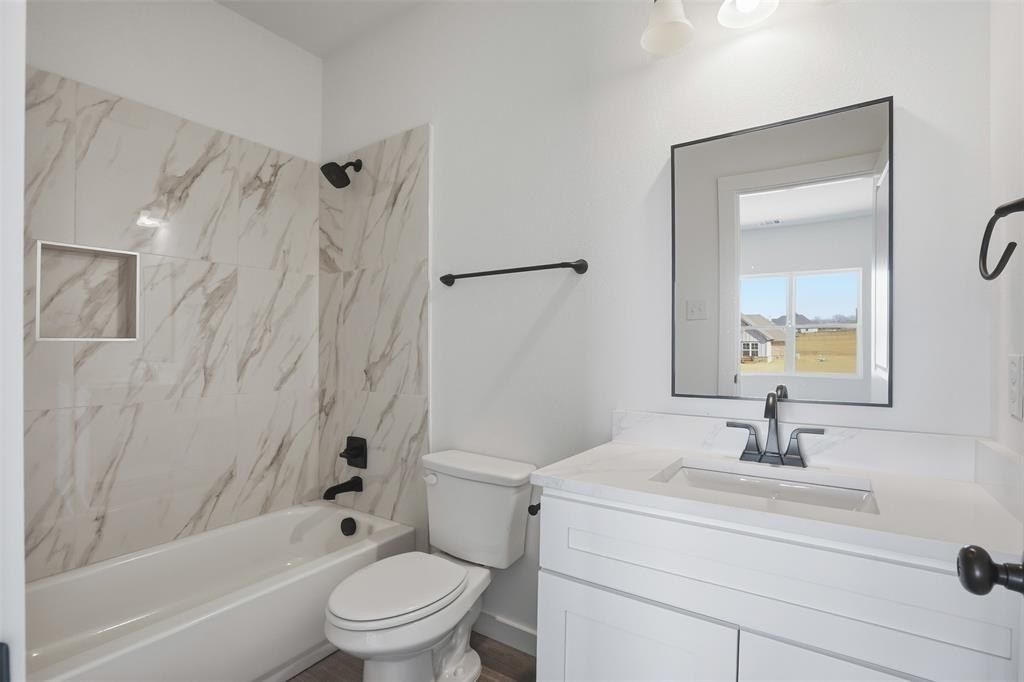 112 Trumpet Court. Paradise, TX 76073