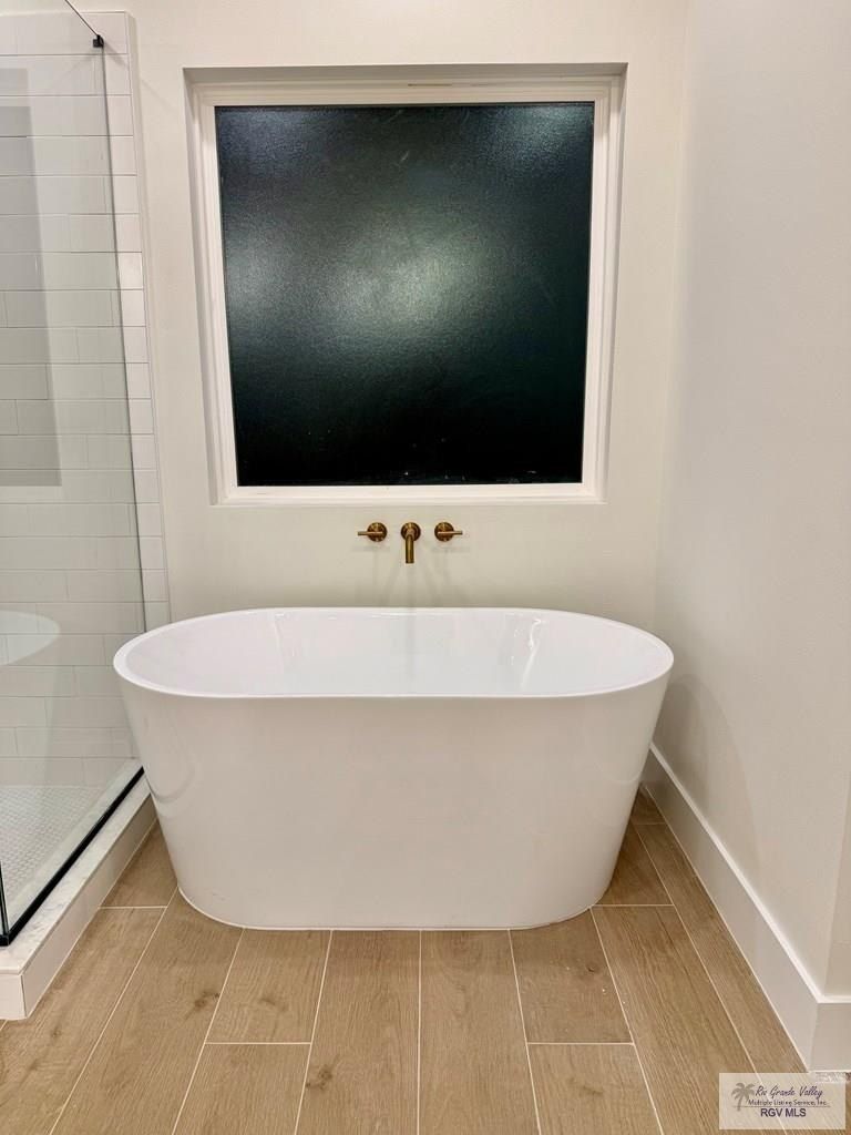 8949 Saturn. Brownsville, TX 78521