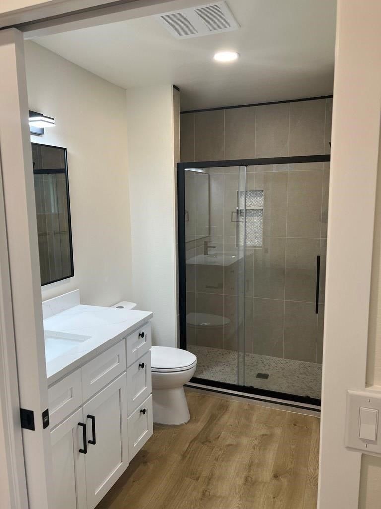 18 Poolside Loop. Rockport, TX 78382