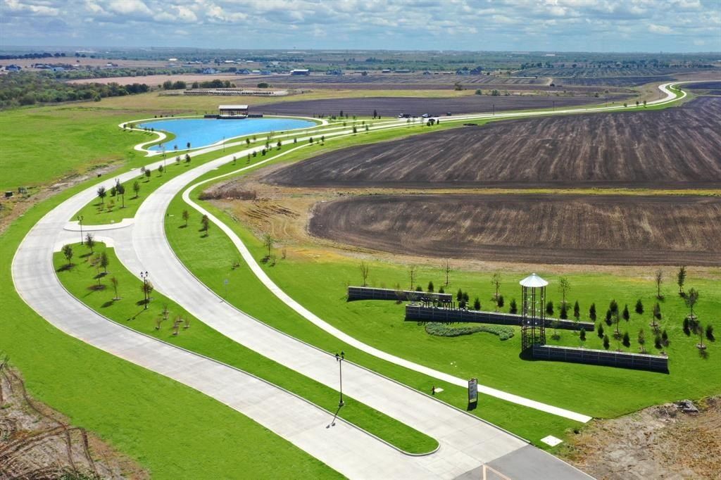 4121 Winnow Lane. Joshua, TX 76058