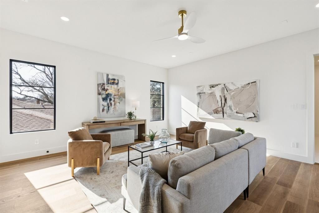 7153 Cornelia Lane. Dallas, TX 75214