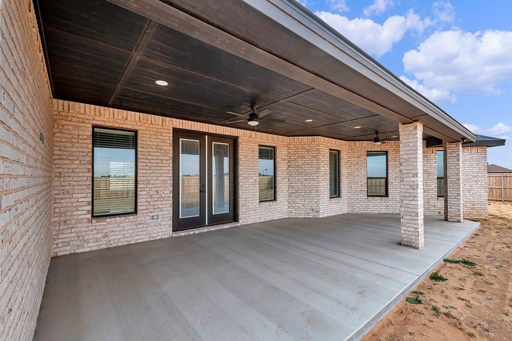 2102 S County Rd 1059. Midland, TX 79706