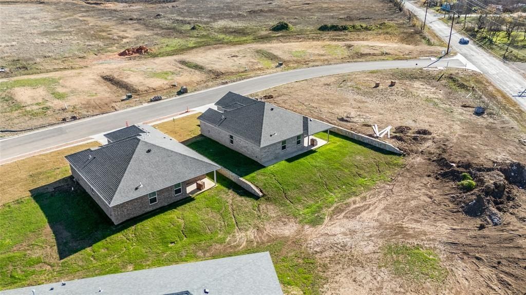 913 E 3Rd Street. Coleman, TX 76834