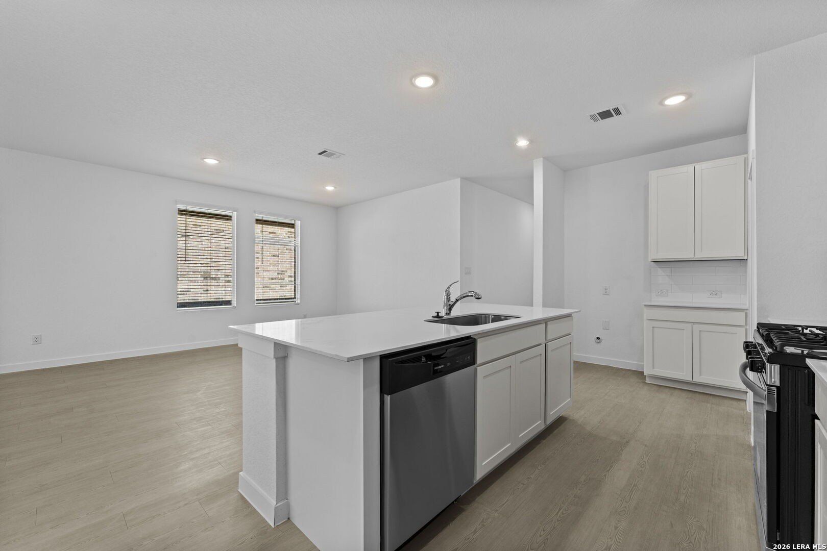 Fort Davis Pass. Marion, TX 78124