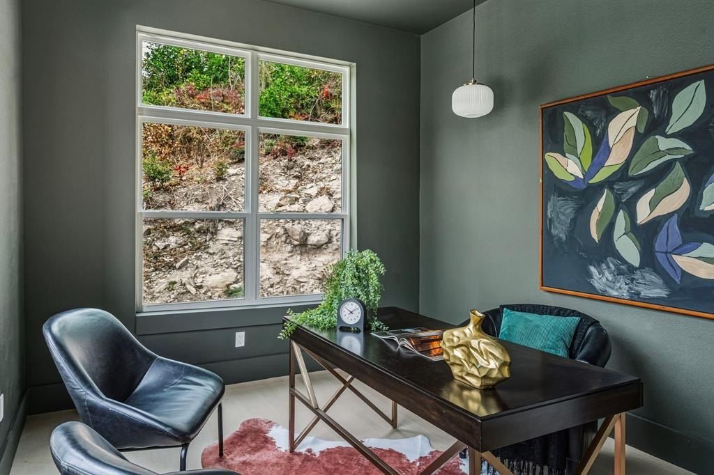 917 Brookwood Drive. Dallas, TX 75224