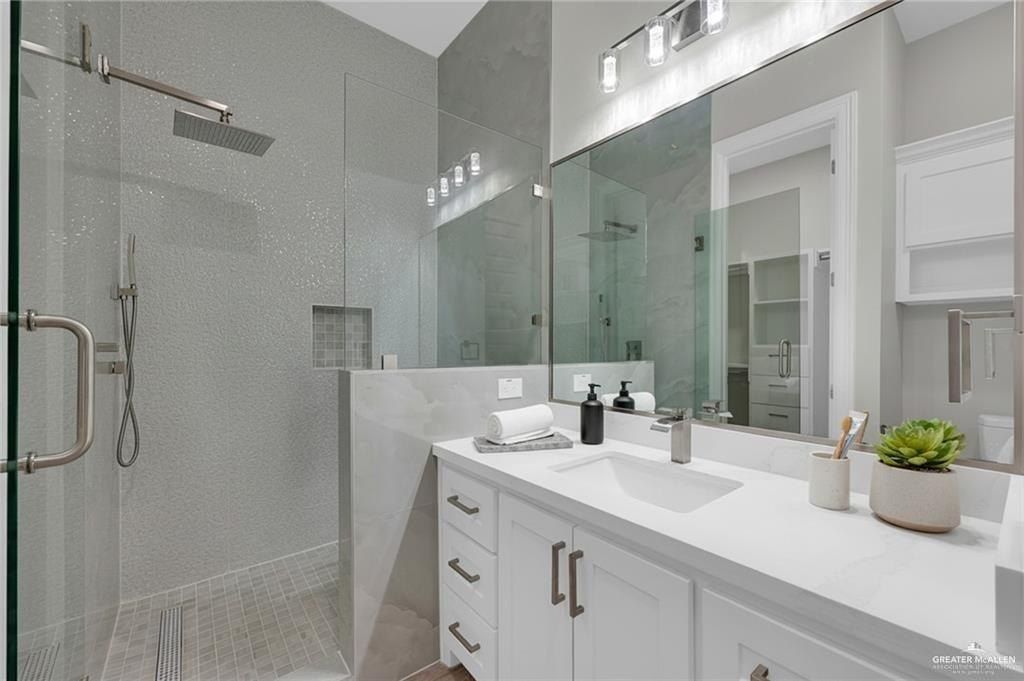 612 Makayla Drive. San Juan, TX 78589