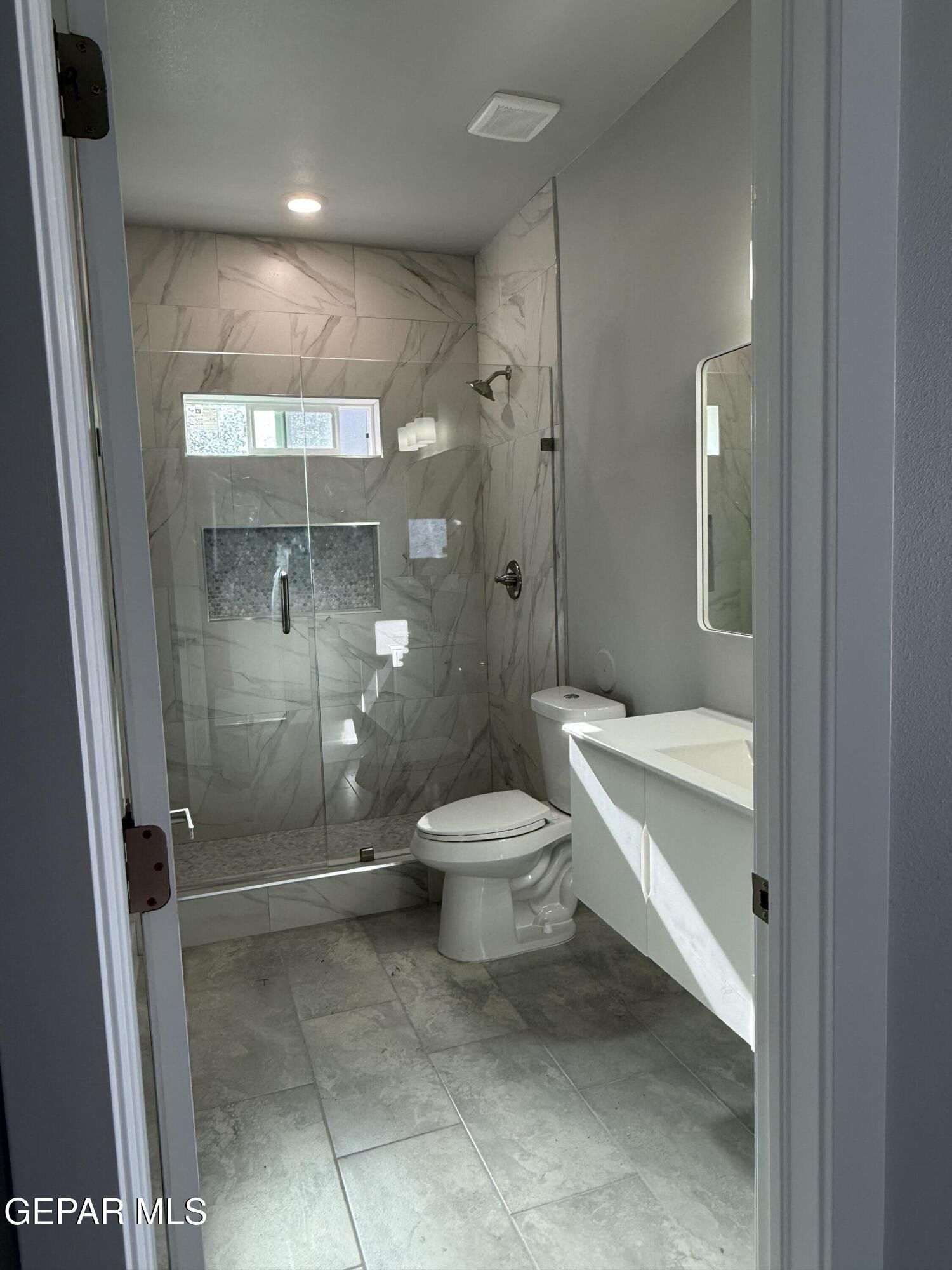 Ben Dowell Way. El Paso, TX 79934