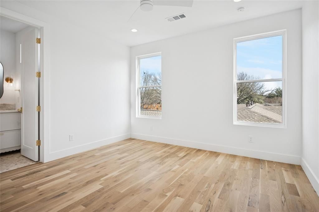 3341 Dothan Lane. Dallas, TX 75229