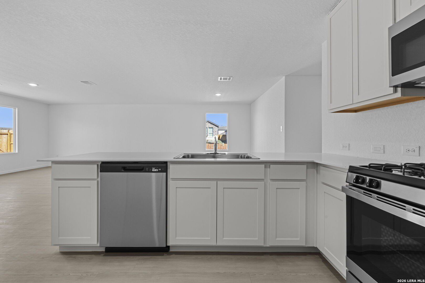 1804 Stonechat. New Braunfels, TX 78130